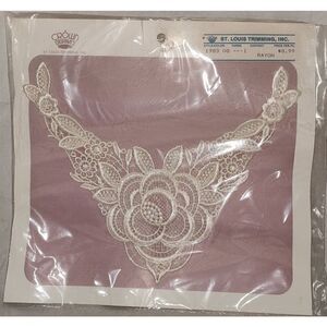VINTAGE CROWN ORIGINALS LACE - ST. LOUIS TRIMMING sewing trim rayon. New
